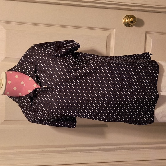 Nike Dri-Fit Black and White Golf Top (L) - Picture 1 of 8